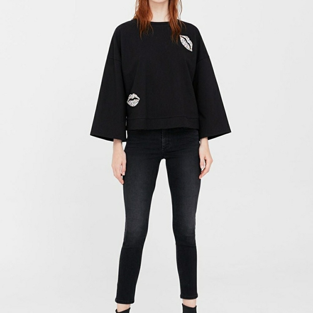 BNWT Mango black crystals boxy sweatshirt